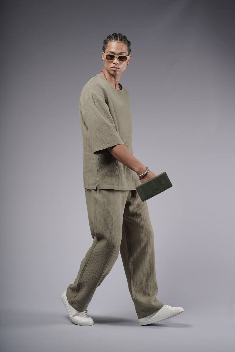 Eron – Oversized Muslin Two-Piece Set